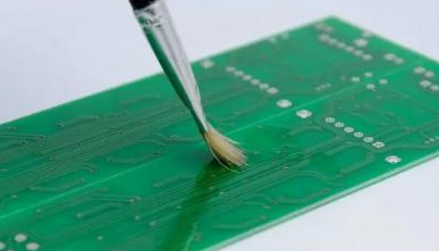 PCB板阻焊白油黄变的原因与改善方法
